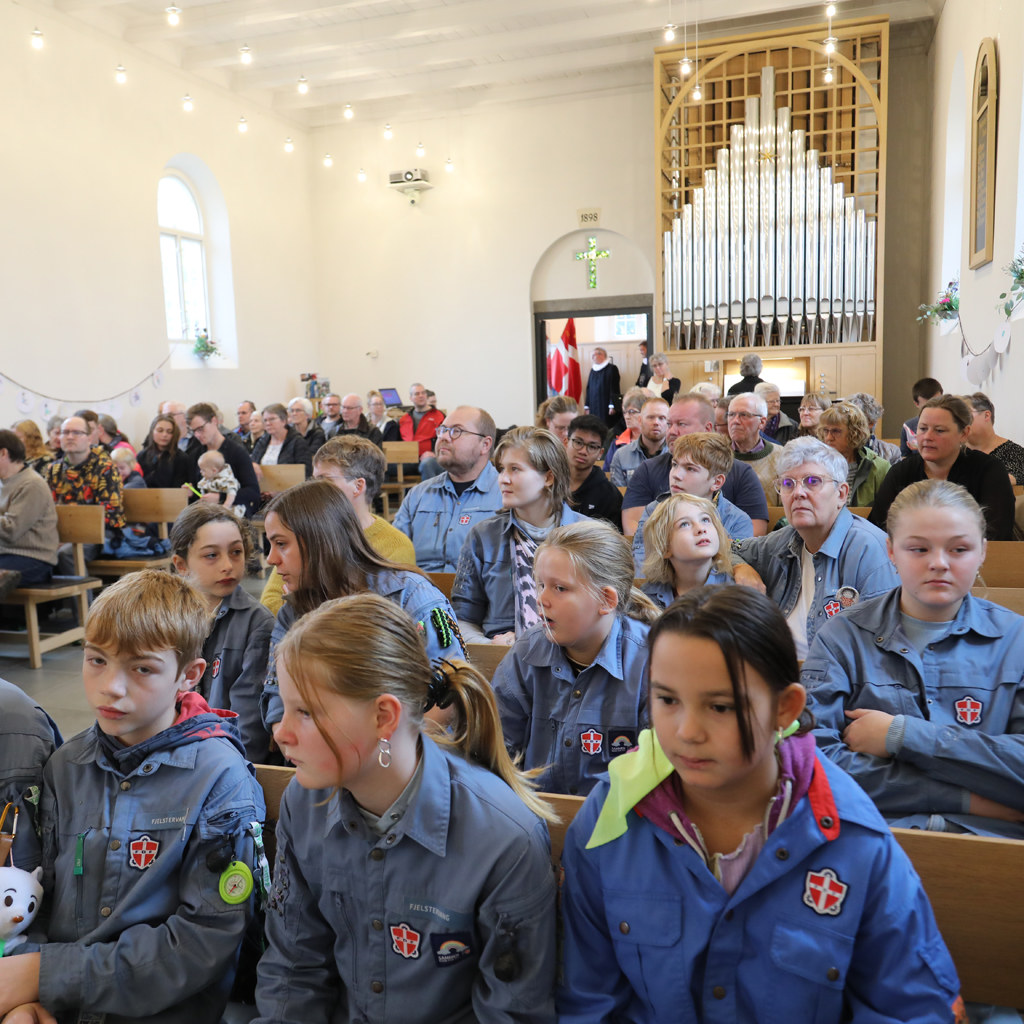 fdf i kirke 1p4a2672